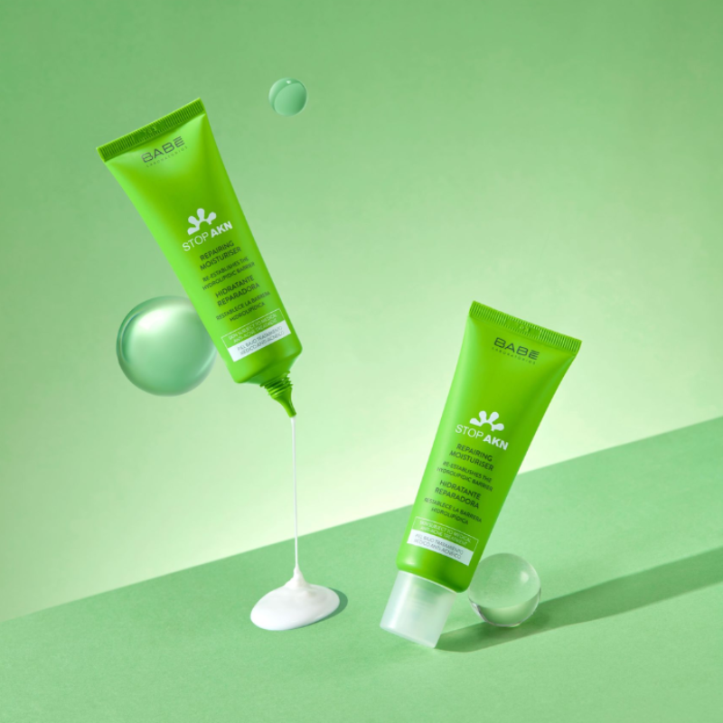 Kem Dưỡng Ẩm Phục Hồi Cho Da Mụn Babe Stop AKN Repairing Moisturiser 50ml