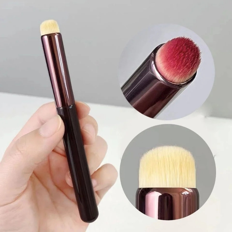 Cọ Tán Môi - Che Khuyết Điểm 2In1