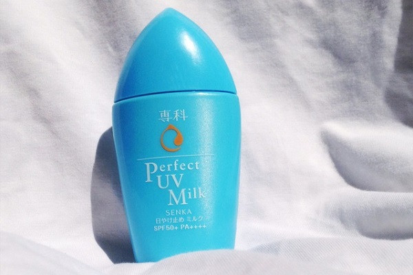 Sữa Chống Nắng Dưỡng Ẩm Senka Perfect UV Milk N 40ml