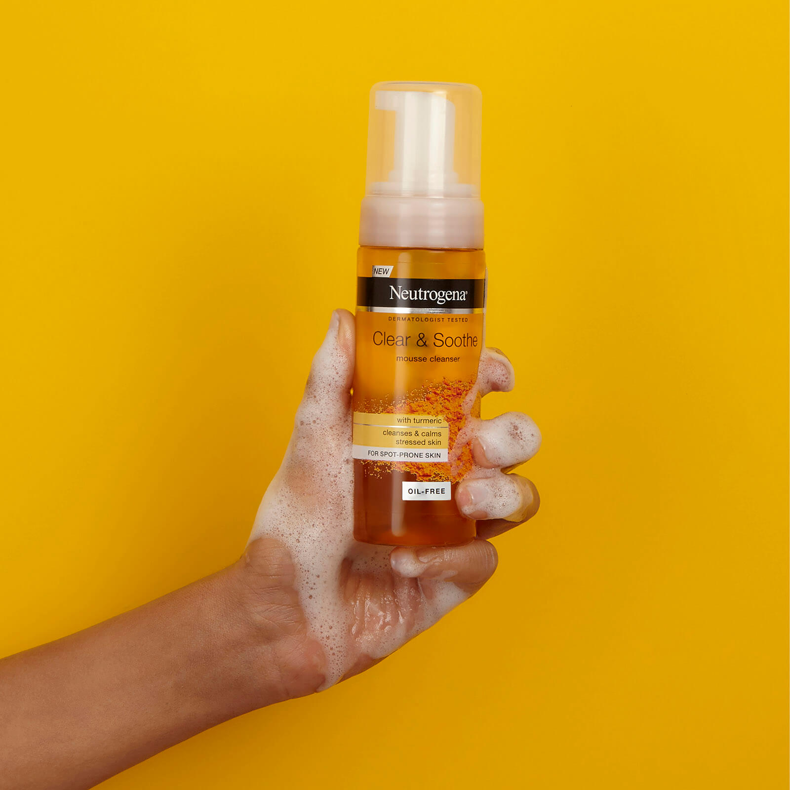 Sữa rửa mặt tạo bọt tinh nghệ Neutrogena Calme Curcuma Mousse Nettoyante 150ml