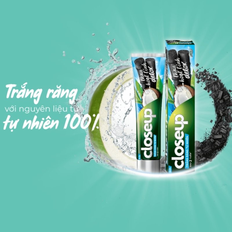 Kem Đánh Răng Trắng Răng Close Up Vị Dừa Và Than Hoạt Tính Detox 230g