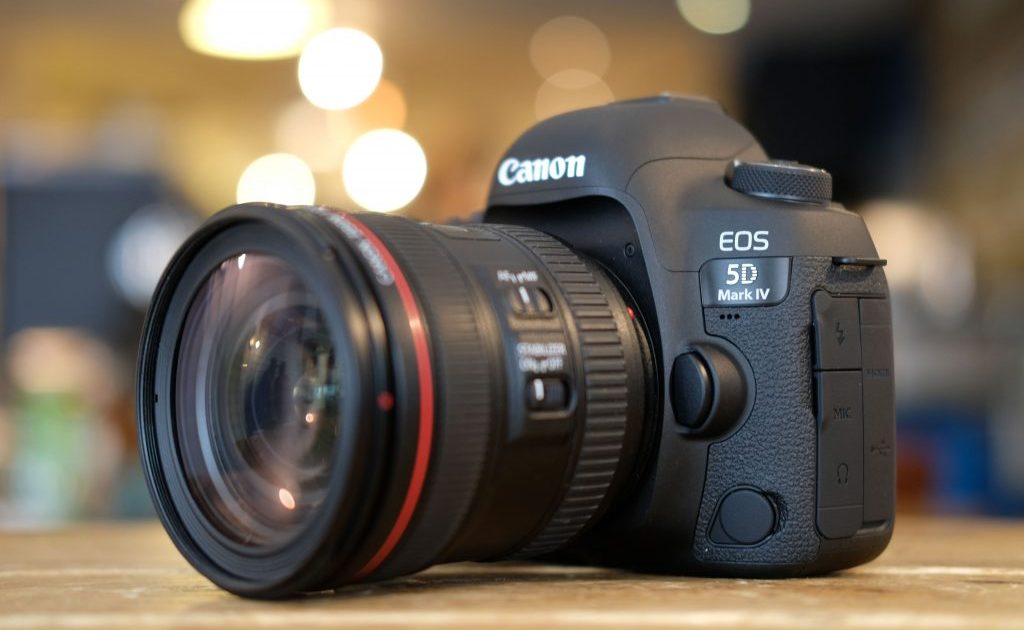 Máy ảnh DSLR