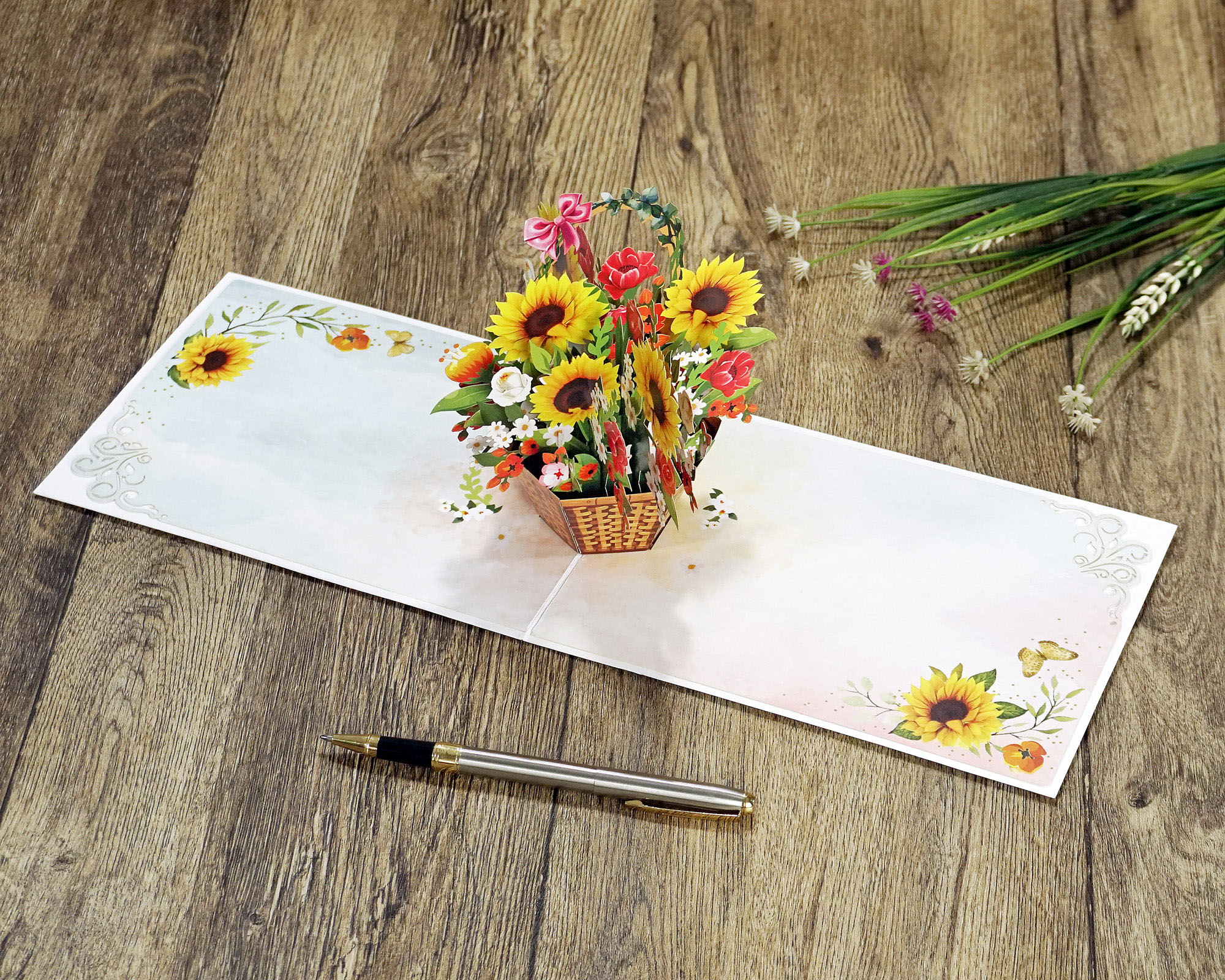 thiệp 3D lẵng hoa