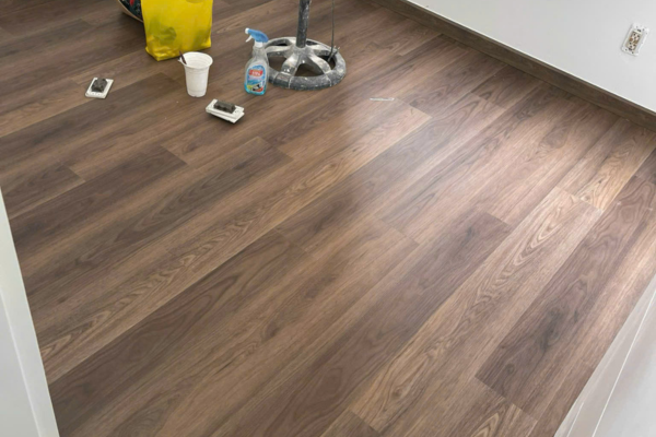 bao-gia-dich-vu-lam-san-nhua-san-go-cong-nghiep-gia-re