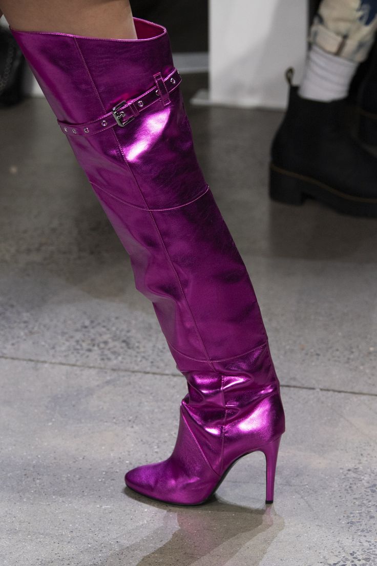 FANCY BOOTS- THIẾT KẾ ĐỘC LẠ SANG CHẢNH
