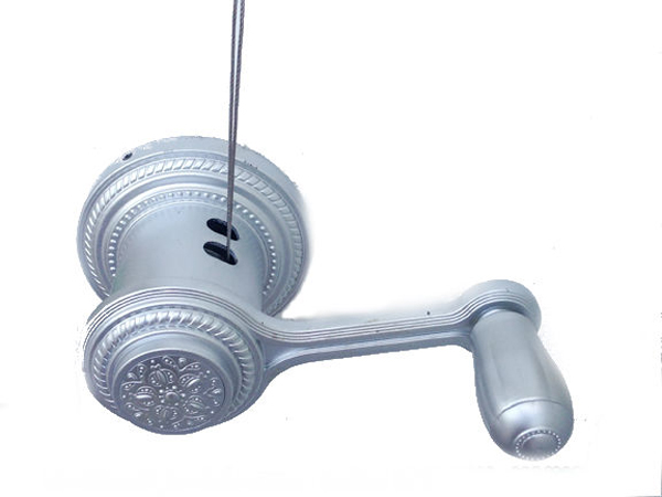 Bộ tay quay là bộ phận có nhiệm vụ nâng hạ thanh phơi