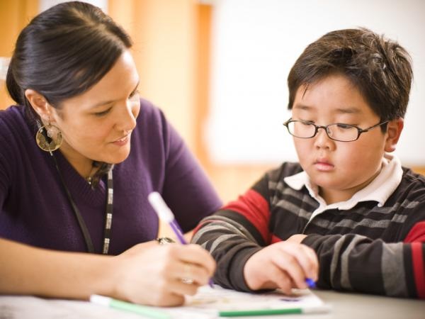 Gia sư tiểu học cho bé: Có nên hay không? Địa chỉ gia sư uy tín tại Hà Nội