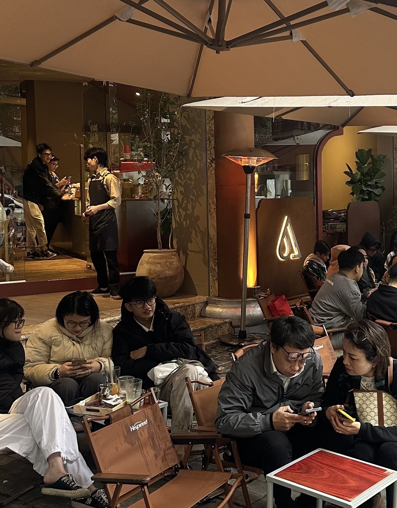 Đèn sưởi điện 3000W ngoài trời