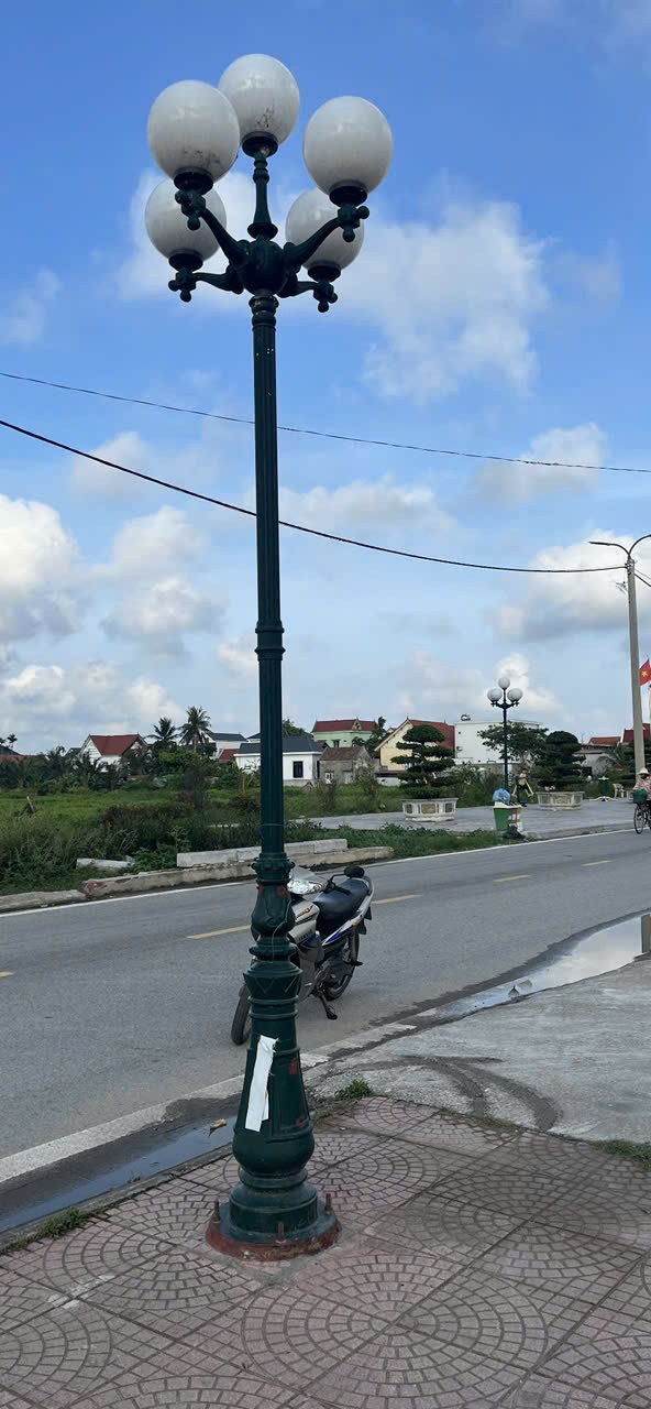 đèn cột ngoài trời Dc06