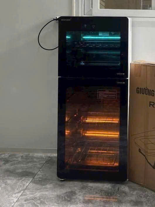 tủ sấy tiệt trùng ranox RN138