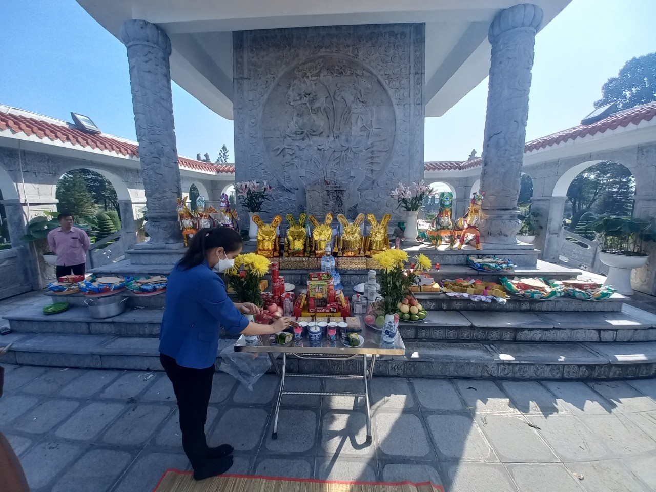 mâm cúng bốc mộ