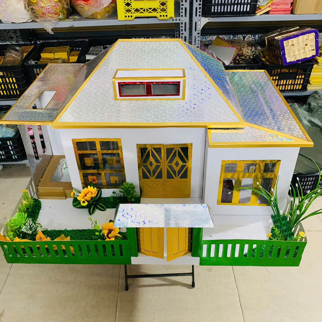 Biệt thự kiểu Nhật vàng mã dành cho ông bà quá cố