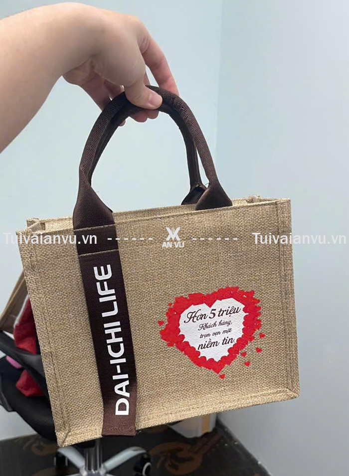 Túi vải đay Dai - Ichìile Bề mặt thô mộc – nhận diện thương hiệu tốt