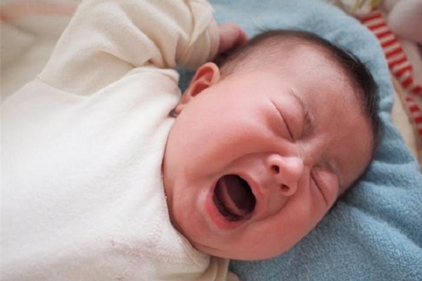 Khủng hoảng ngủ ở trẻ sơ sinh liệu có đáng sợ?