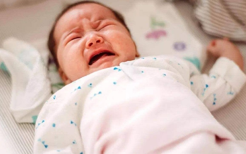 Khăn xô có thể dùng gối chống bẹp đầu