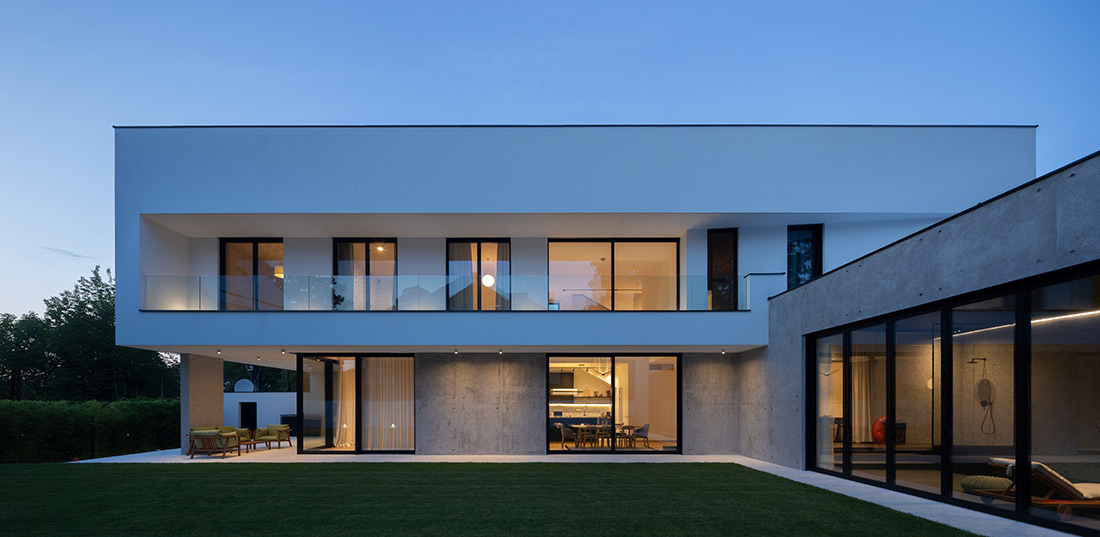 Hình ảnh Công trình K House tại Serbia sử dụng sản phẩm nhôm kính của Alumil - Đối tác của Karawindows