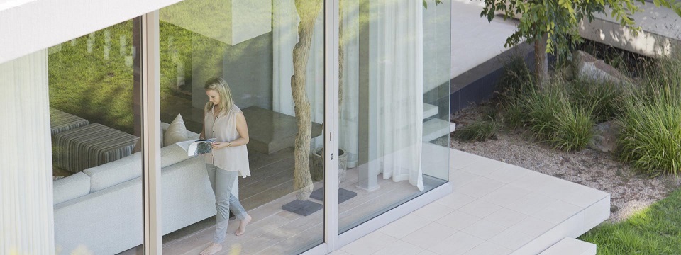 Cửa kính thương hiệu AGC_Vương Quốc Bỉ mà Karawindows đang cung cấp