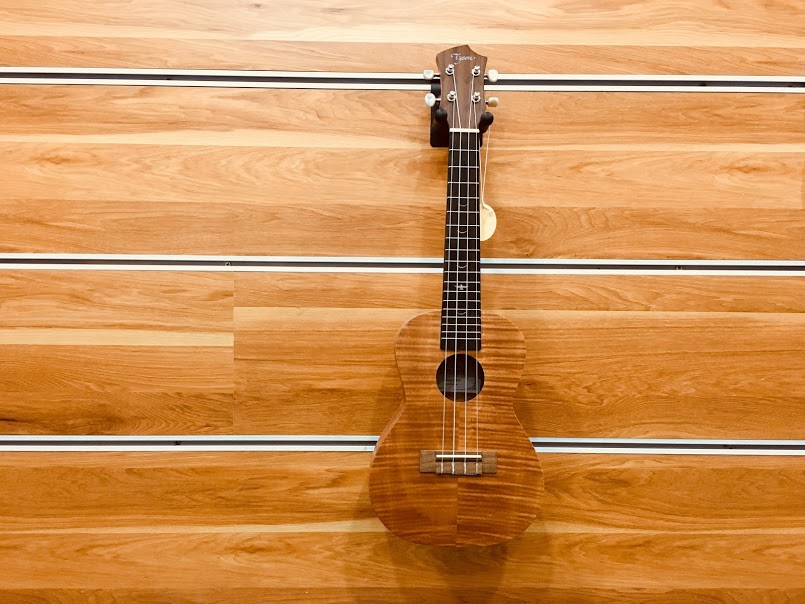 Đàn Ukulele Cocert Tyson NU-10 Mới