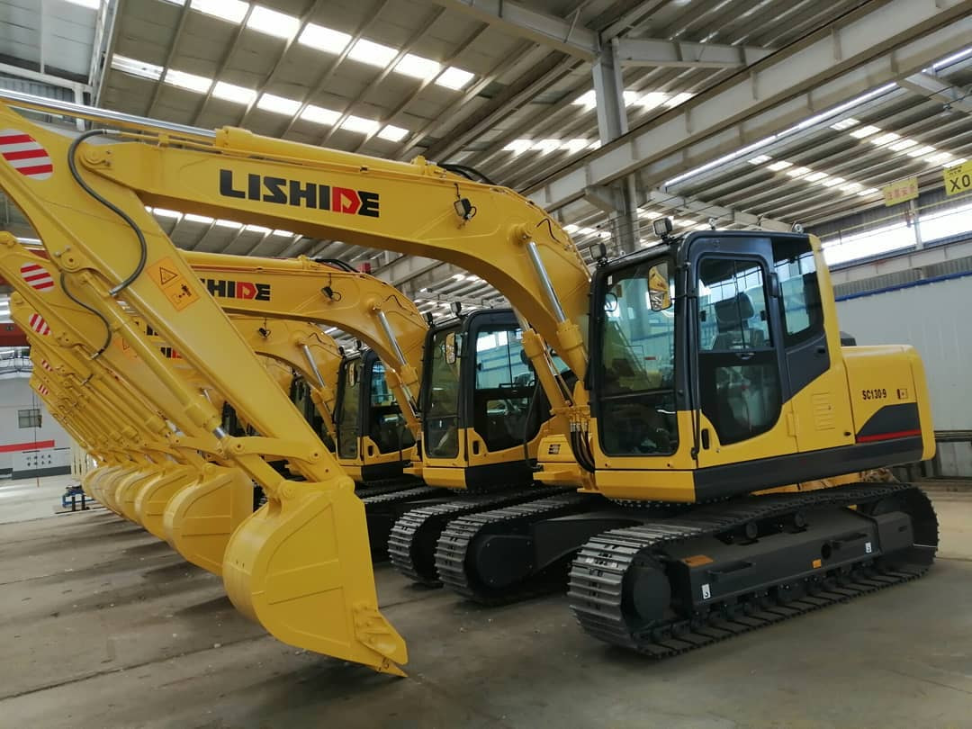 Gầu máy xúc là bộ phận quan trọng và cần thiết của máy xúc