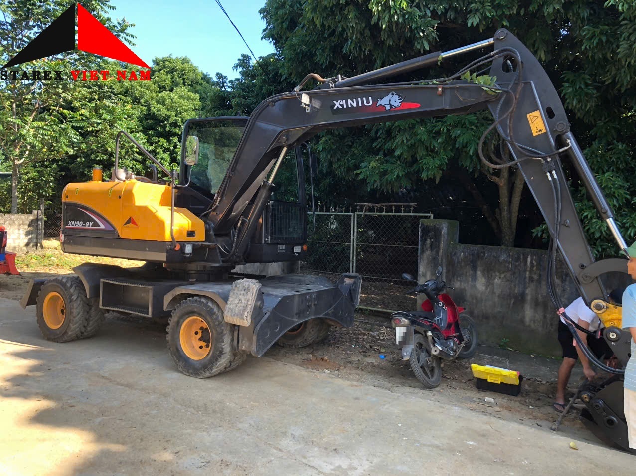 MÁY ĐÀO XINIU XN90 CŨ