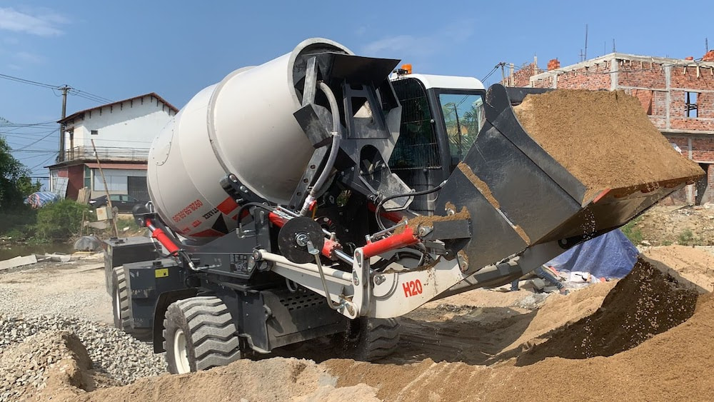 Máy xúc thủy lực hiện đang được ưa chuộng trên thị trường hiện nay