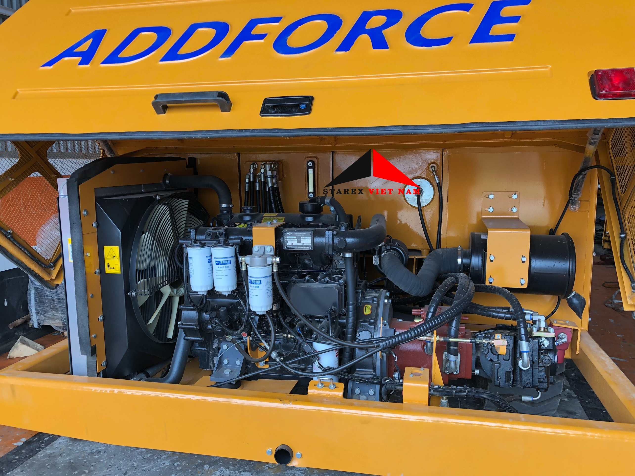 Xe Trộn Bê Tông Tự Nạp Liệu 5.3m3 ADDFORCE LT3500