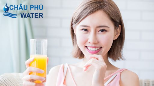 Ngoài nước khoáng thì nước ép hoa quả cũng là thức uống giảm cân hiệu quả