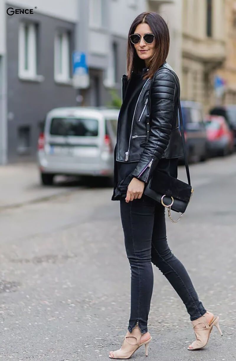 Áo khoác da nữ phối quần jeans là outfit hoàn hảo lên phố