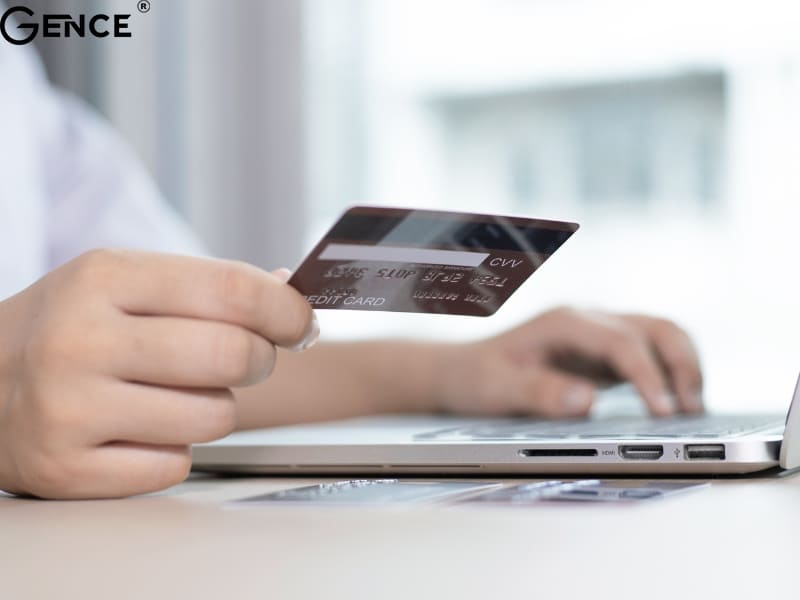 Kiểm tra thông tin chi tiết trước khi mua hàng và thanh toán