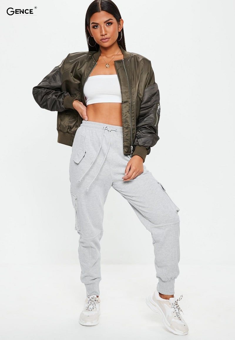 Bật cá tính riêng với áo khoác da nữ và quần jogger