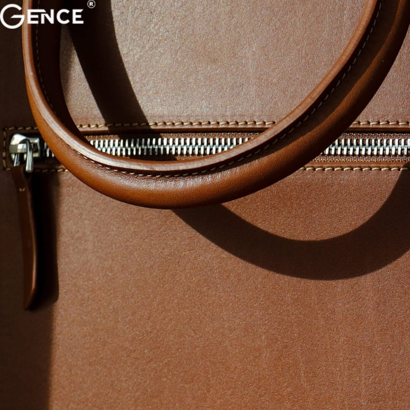 Hạn chế để da tiếp xúc trực tiếp với ánh nắng mặt trời