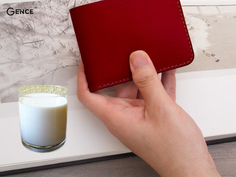 Sữa tươi làm mới ví da