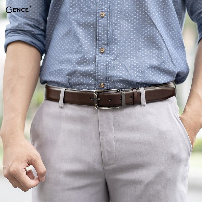 Chọn thắt lưng da để làm nổi bật cho trang phục đi làm công sở