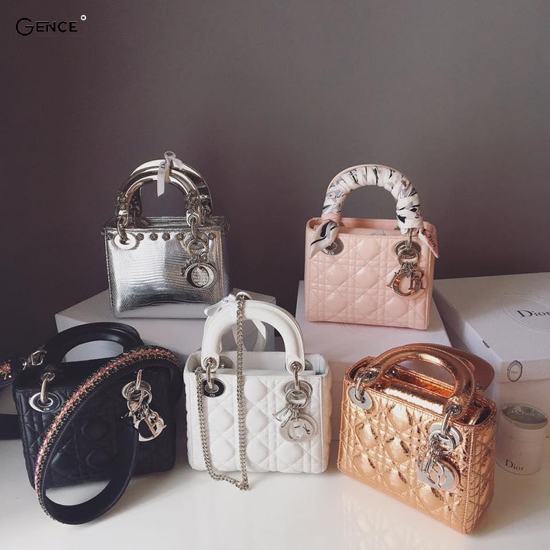 Có nhiều mẫu túi Dior Lady sang trọng, đắt đỏ cho quý cô
