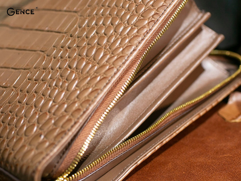 Ưu và nhược điểm của da bò dập vân cá sấu