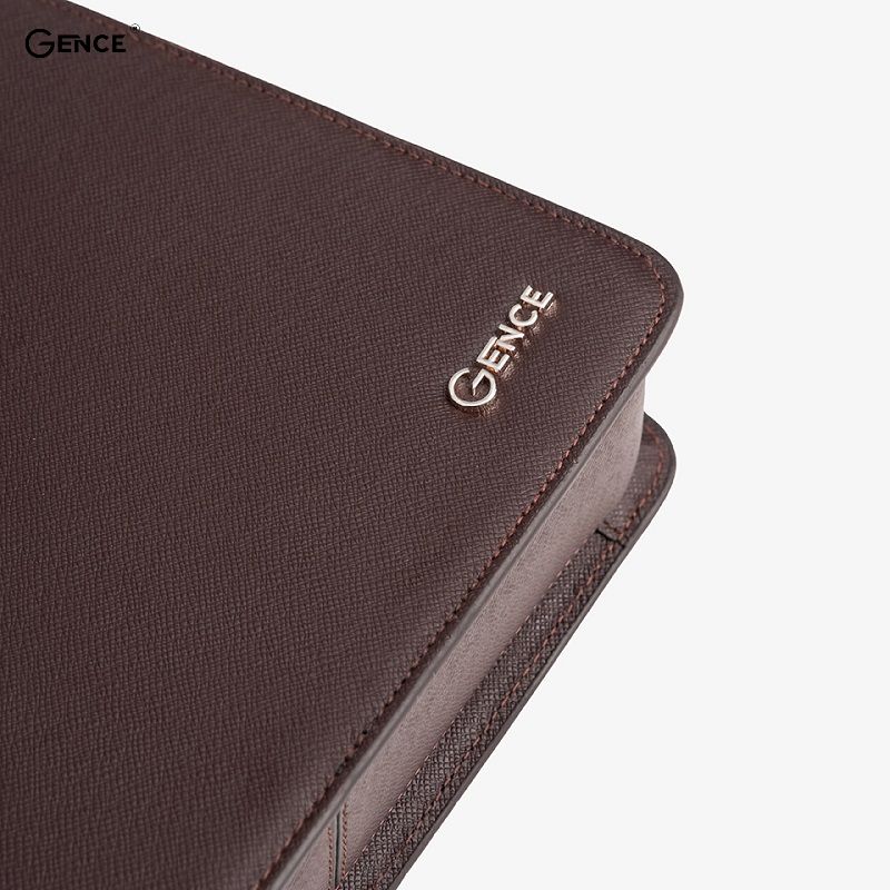 Da cao cấp Taiga được ứng dụng trong thiết kế túi xách, ví