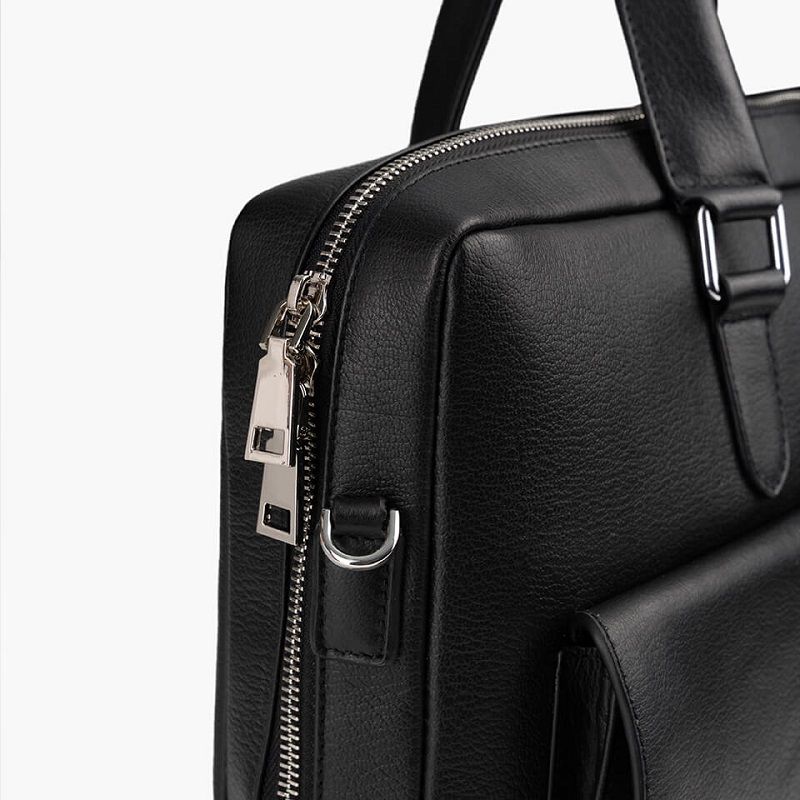 Đặc tính của da Alran tạo khác biệt cho giỏ xách nam GCE12 Gence