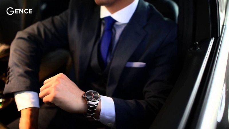 Đồng hồ hàng hiệu - phụ kiện nâng tầm thời trang công sở