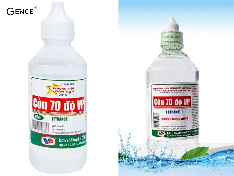 Dùng cồn vệ sinh giày da lộn