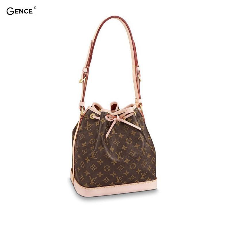 Giá túi xách Louis Vuitton Petit Noe Monogram M40818 38.000.000 VNĐ