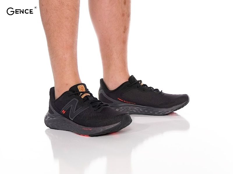 New Balance Fresh Foam Arishi v4 có thiết kế hiện đại và đa dạng