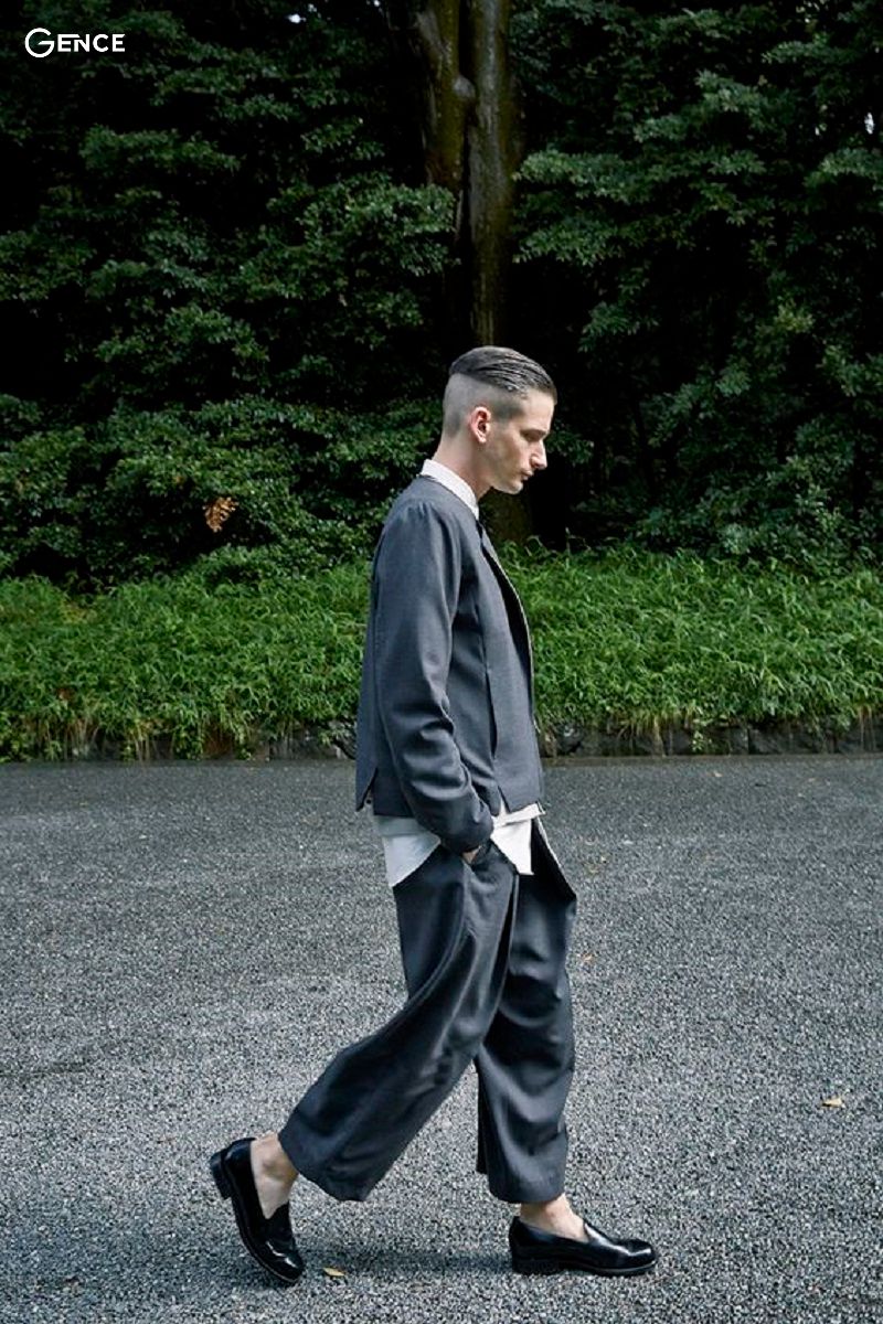 Mix sơ mi cùng Blazer và quần baggy vải