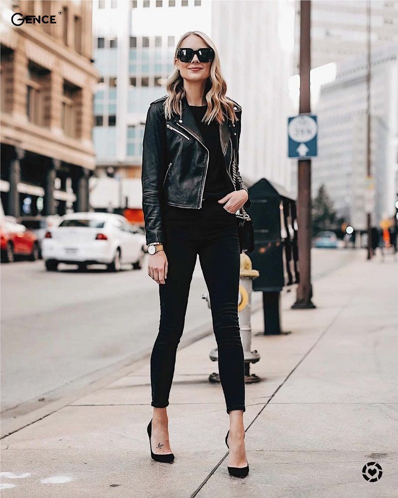 Phối áo khoác da nữ với quần legging để tạo ấn tượng khác biệt