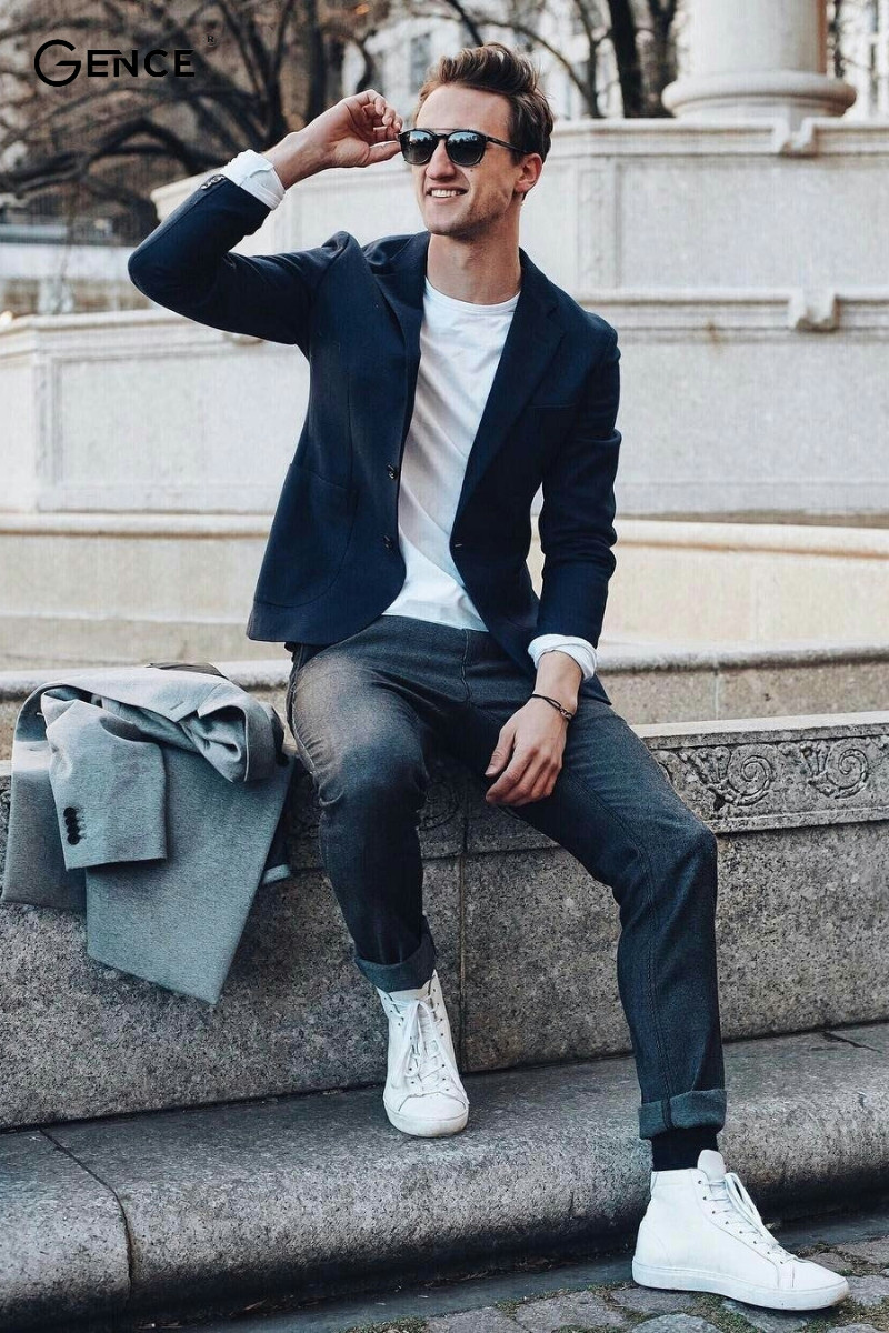 Bộ đôi năng động, thoải mái với áo thun và blazer nam
