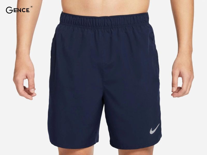Nike Challenger mang đến cảm giác nhẹ nhàng, thoáng khí