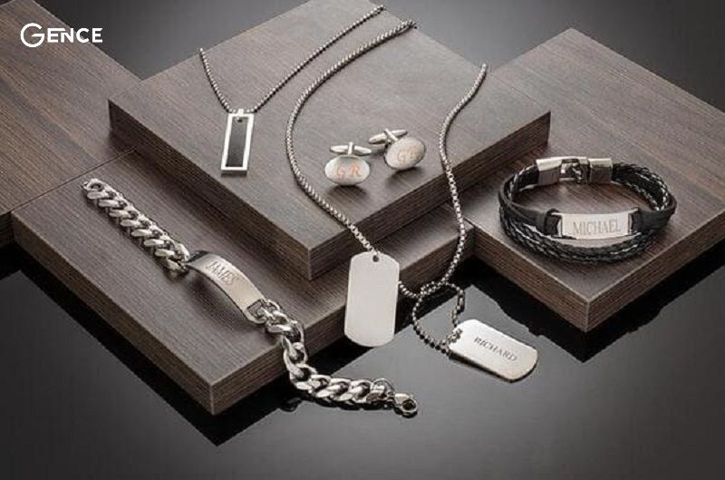 Tặng trang sức cao cấp