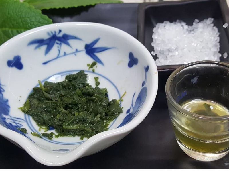 Cách làm húng chanh hấp đường phèn