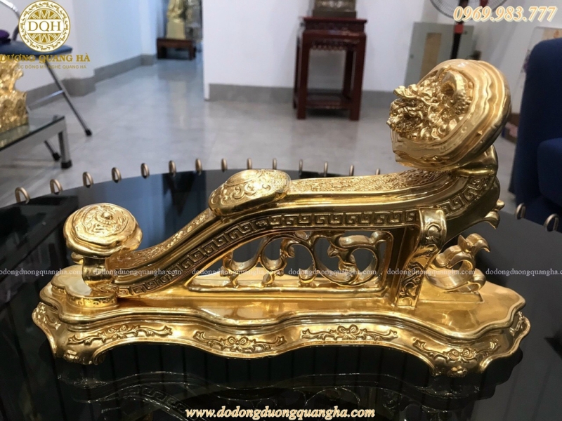 Chọn đồ đồng phong thủy hợp với mệnh tuổi