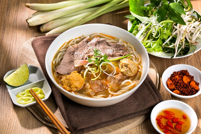Sa tế tôm Mikiri - Gia vị chất lượng hàng đầu Bun-bo-hue-cung-sa-te-tom