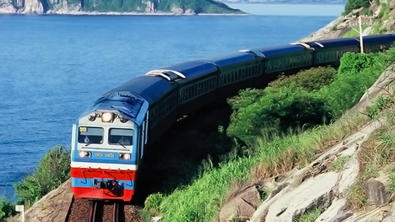 CHARTER TÀU HỎA- HÀ NỘI - CỐ ĐÔ HUẾ - ĐÀ NẴNG – HỘI AN – CHÙA LINH ỨNG - HÀ NỘI